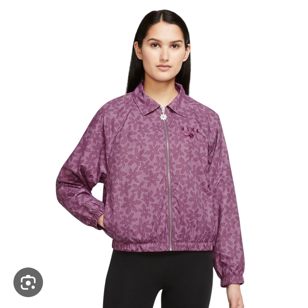 NWT Nike Sportswear Daisy Woven Jacket